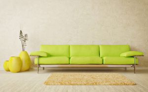 Превью обои интерьер, комната, стиль, дизайн, светлый, минимализм, диван, зеленый, вазы, желтые, коврик, паркет