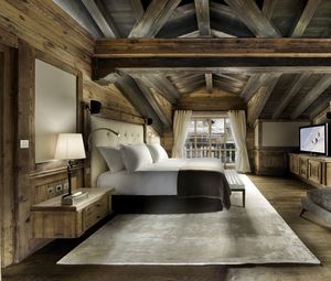 Превью обои интерьер, кровать, подушки, ковер, деревянный дизайн, комната, спальня