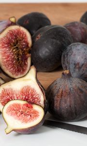 Превью обои инжир, фрукты, разделочная доска