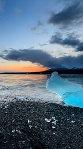 Превью обои исландия, jokulsarlon, пляж, лед, берег, небо