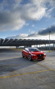 Превью обои jaguar i-pace, jaguar, кроссовер, красный