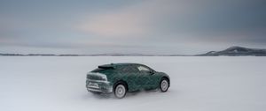 Превью обои jaguar i-pace, jaguar, снег, зима, бездорожье