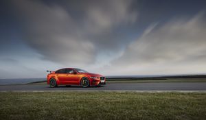 Превью обои jaguar xe sv project 8, jaguar, дорога, вид сбоку