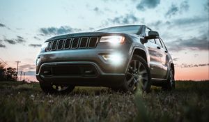 Превью обои jeep grand cherokee, jeep, автомобиль, внедорожник, серый