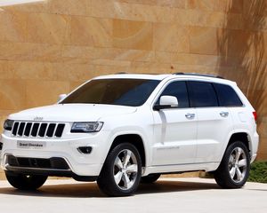 Превью обои jeep, grand cherokee, overland, внедорожник, белый, джип