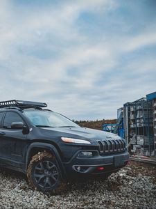 Превью обои jeep, внедорожник, вид сбоку, грязь