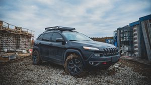 Превью обои jeep, внедорожник, вид сбоку, грязь