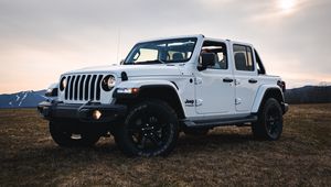 Превью обои jeep wrangler, jeep, автомобиль, фары