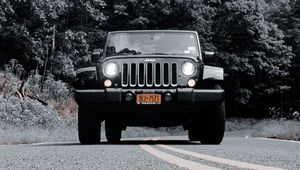 Превью обои jeep wrangler, jeep, автомобиль, фары, чб