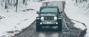 Превью обои jeep wrangler, jeep, автомобиль, внедорожник, дорога, снег