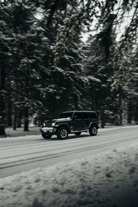 Превью обои jeep wrangler, jeep, автомобиль, внедорожник, черный, дорога, снег