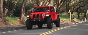 Превью обои jeep wrangler, jeep, внедорожник, автомобиль, фары, красный