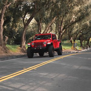 Превью обои jeep wrangler, jeep, внедорожник, автомобиль, фары, красный
