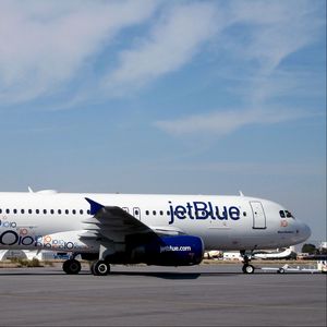 Превью обои jetblue, самолет, 2015