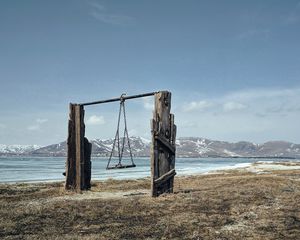 Превью обои качели, горы, море, берег