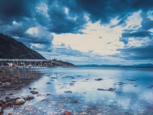 Превью обои камень, галька, море, горизонт, небо