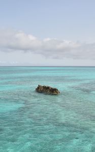 Превью обои камень, море, природа, минимализм