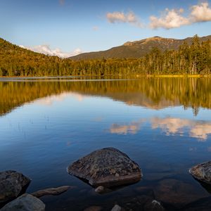 Превью обои камень, озеро, лес, деревья, природа