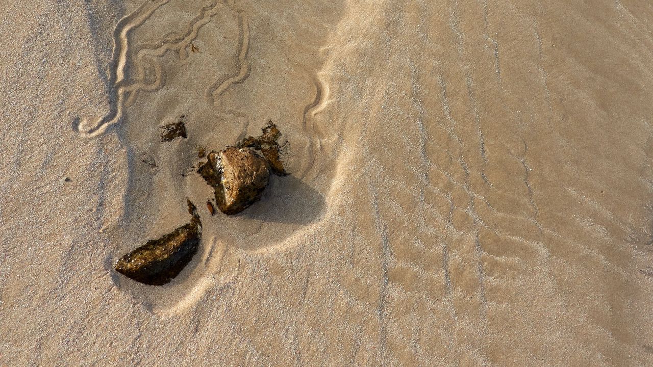 Обои камень, песок, пляж