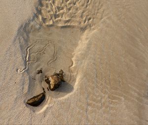 Превью обои камень, песок, пляж