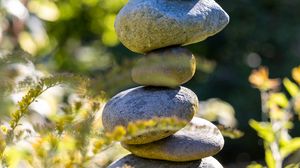 Превью обои камни, баланс, гармония, трава