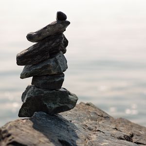 Превью обои камни, баланс, море, размытие