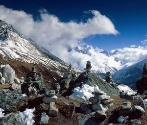 Превью обои камни, горы, баланс, высота, гималаи, непал