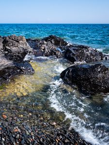 Превью обои камни, море, галька, природа