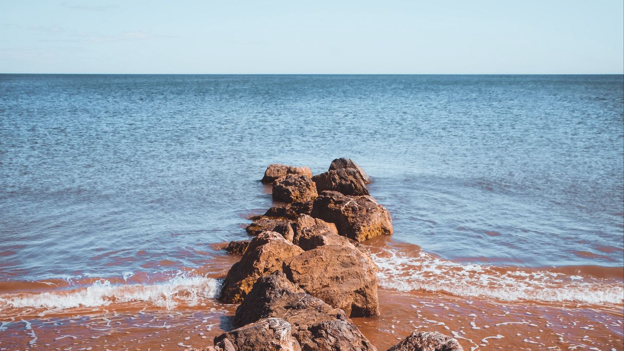 Обои камни, пляж, море, волны, вода, природа