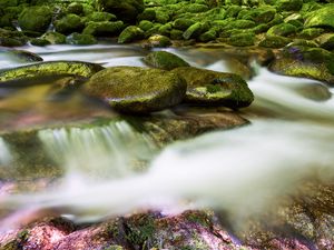 Превью обои камни, река, долгая выдержка, мох