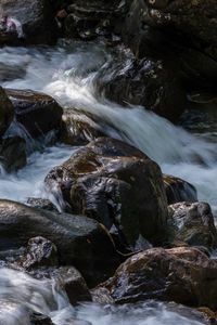 Превью обои камни, ручей, вода, пейзаж, природа