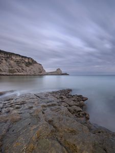 Превью обои камни, скала, море, пейзаж, облака