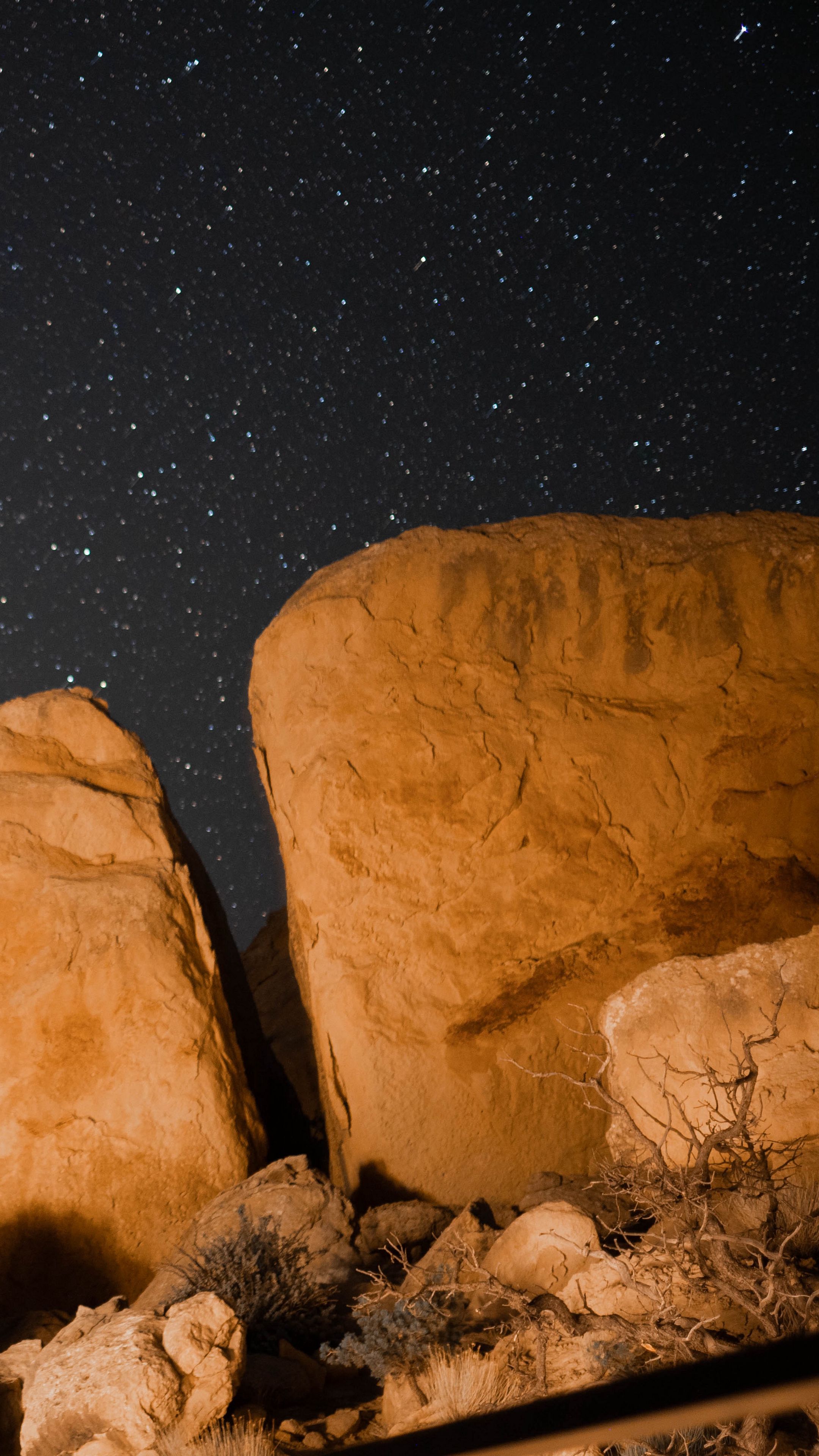 Камни ночью. Камень звездное небо. Камни ночью. Thurnin. Камень похожий на ночное небо.