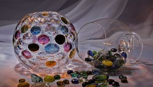 Превью обои камни, ваза, разноцветный, стекло, шары