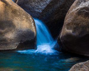 Превью обои камни, вода, каскад, природа