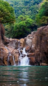 Превью обои камни, водопад, вода, природа