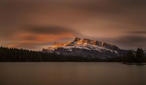 Превью обои канада, национальный парк банф, jack lake, горы, озеро