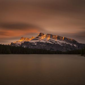 Превью обои канада, национальный парк банф, jack lake, горы, озеро