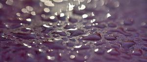 Превью обои капли, блики, текстуры, фиолетовый, макро