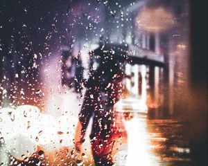 Превью обои капли, дождь, размытость, силуэт
