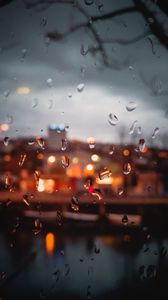 Превью обои капли, дождь, стекло, влага, окно, размытость