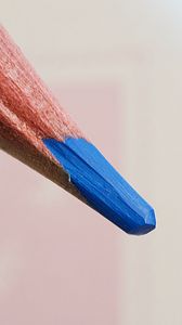 Превью обои карандаш, грифель, деревянный, макро, синий