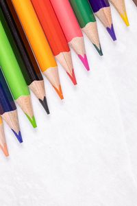 Превью обои карандаши, разноцветный, макро, деревянный, белый