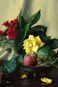 Превью обои картина, натюрморт, столик, цветы, фрукты, ягоды, розы, гвоздики, яблоки, ландыши, папоротник