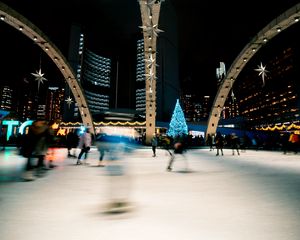 Превью обои каток, люди, размытость, длинная выдержка