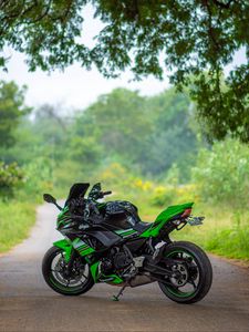 Превью обои kawasaki ninja 650, kawasaki, мотоцикл, зеленый