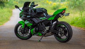 Превью обои kawasaki ninja 650, kawasaki, мотоцикл, зеленый