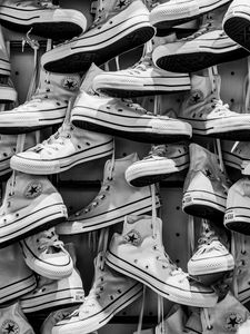 Превью обои кеды, обувь, чб