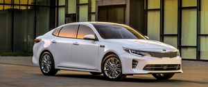 Превью обои kia, optima, белый, вид сбоку