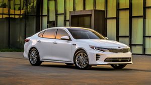 Превью обои kia, optima, белый, вид сбоку